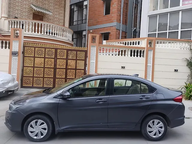Used Honda City 4th Generation SV Diesel in Hyderabad