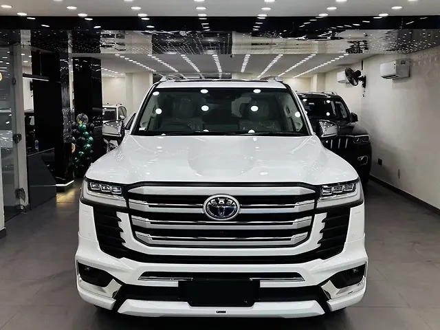 Used 2024 Toyota Land Cruiser in Delhi