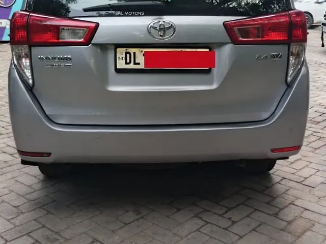 Used Toyota Innova Crysta [2016-2020] 2.4 V Diesel in Delhi