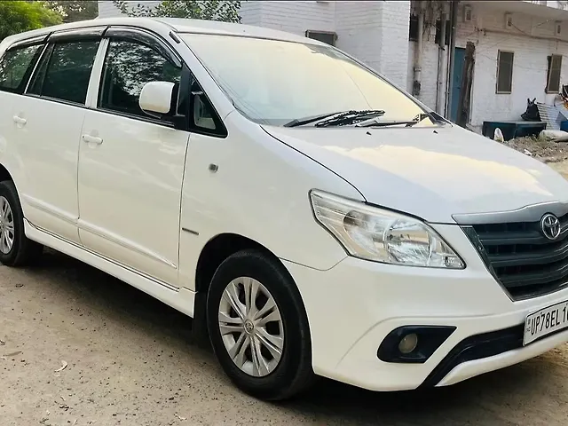 Used 2016 Toyota Innova in Kanpur