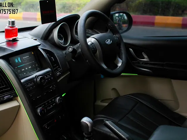 Used Mahindra XUV500 W9 [2018-2020] in Lucknow