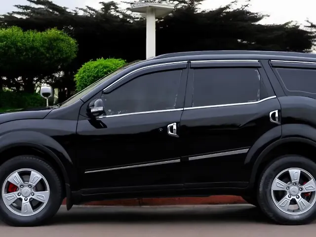 Used Mahindra XUV500 W9 [2018-2020] in Lucknow