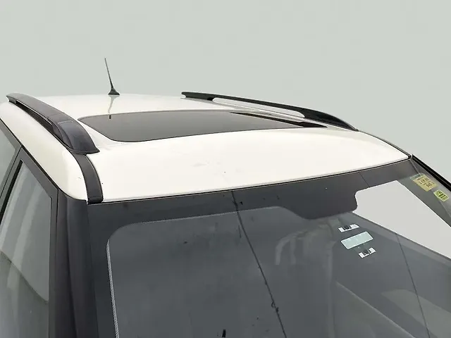 Used Mahindra XUV300 [2019-2024] W6 1.2 Petrol AMT [2021] in Ahmedabad