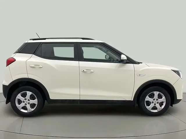 Used Mahindra XUV300 [2019-2024] W6 1.2 Petrol AMT [2021] in Ahmedabad
