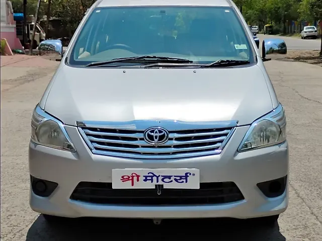 Used 2012 Toyota Innova in Indore