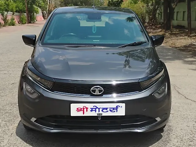 Used 2020 Tata Altroz in Indore