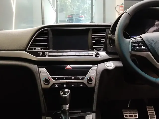 Used Hyundai Elantra SX (O) 2.0 AT in Delhi