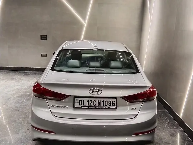 Used Hyundai Elantra SX (O) 2.0 AT in Delhi