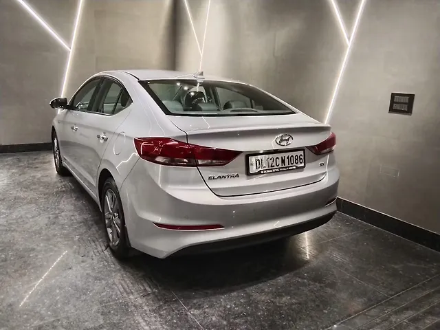 Used Hyundai Elantra SX (O) 2.0 AT in Delhi