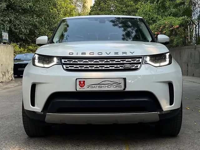 Used 2018 Land Rover Discovery in Delhi