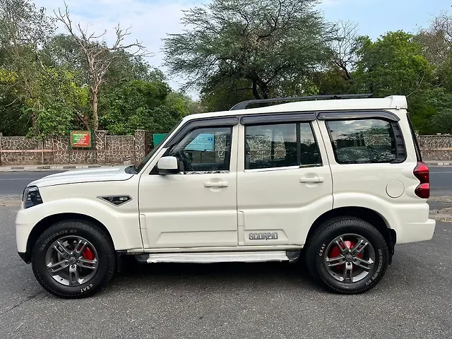 Used Mahindra Scorpio 2021 S5 in Delhi