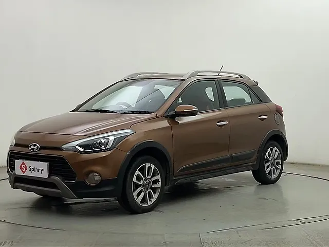 Used 2015 Hyundai i20 Active in Thane