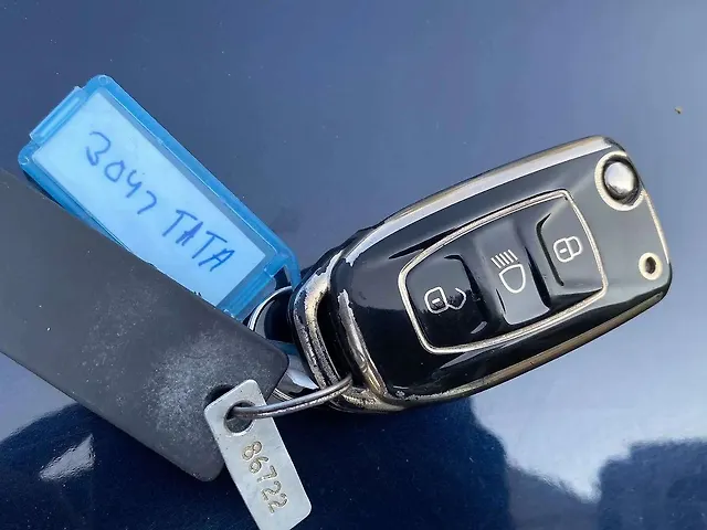 Used Tata Tiago XT CNG [2022-2023] in Vadodara
