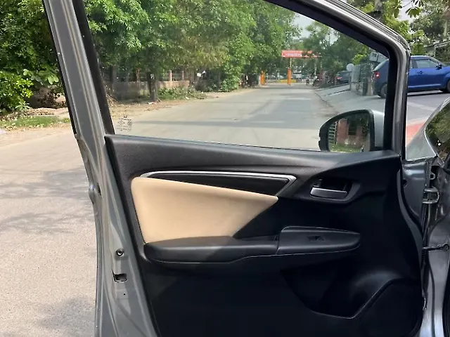 Used Honda Jazz [2015-2018] V Petrol in Faridabad