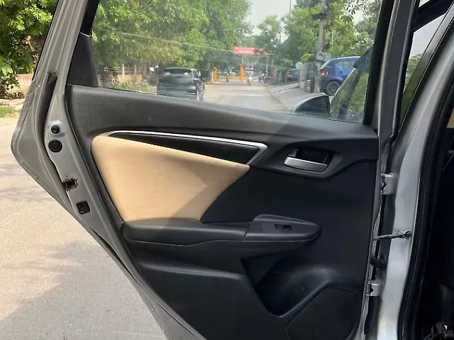 Used Honda Jazz [2015-2018] V Petrol in Faridabad