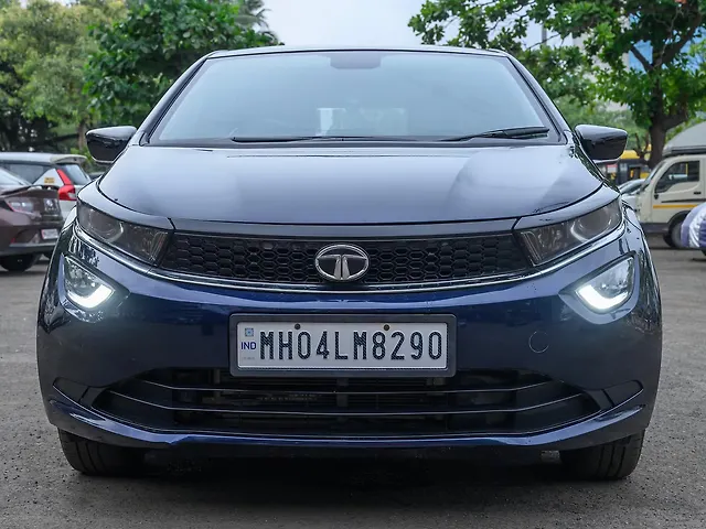 Used 2023 Tata Altroz in Mumbai