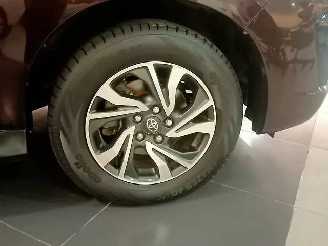 Used Toyota Innova Crysta [2020-2023] GX 2.4 AT 7 STR in Chandigarh