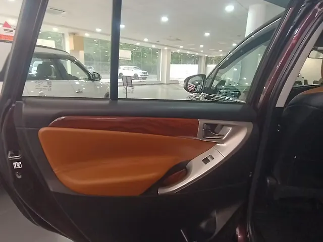 Used Toyota Innova Crysta [2020-2023] GX 2.4 AT 7 STR in Chandigarh