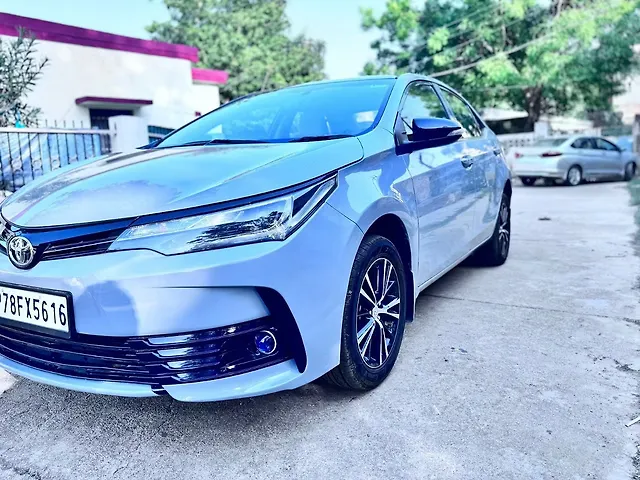 Used Toyota Corolla Altis [2014-2017] VL AT Petrol in Kanpur