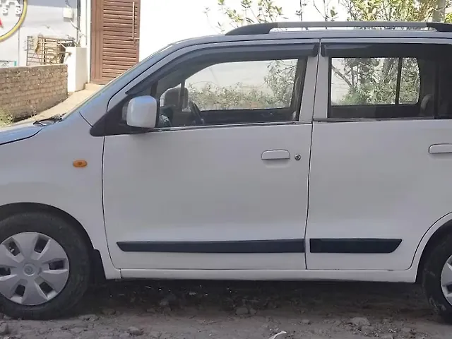 Used Maruti Suzuki Wagon R 1.0 [2014-2019] VXI in Kanpur