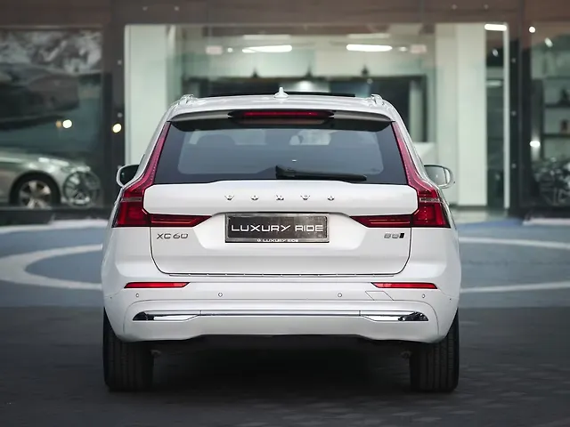 Used Volvo XC60 B5 Ultimate in Delhi