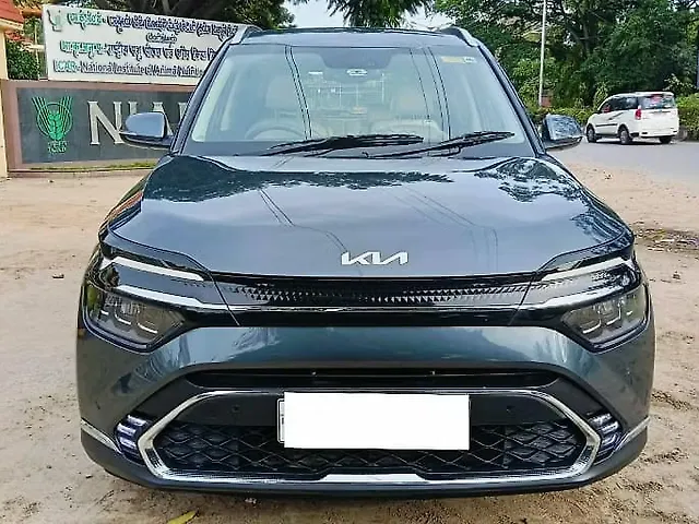 Used 2023 Kia Carens in Bangalore