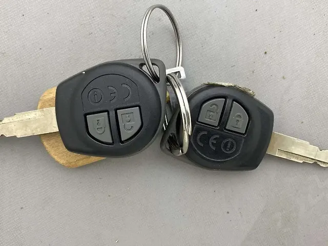 Used Maruti Suzuki Dzire [2017-2020] VXi in Hyderabad