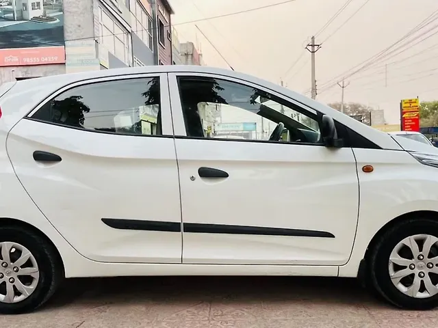 Used Hyundai Eon Magna + in Chandigarh