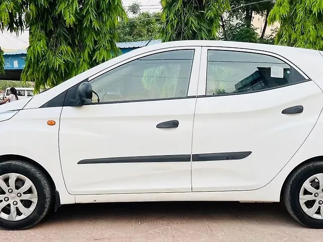 Used Hyundai Eon Magna + in Chandigarh