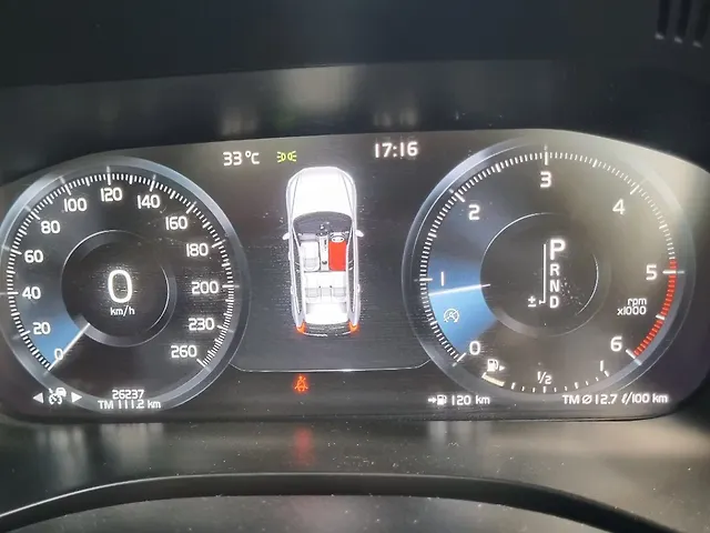Used Volvo XC60 [2017-2021] Inscription [2017-2020] in Delhi