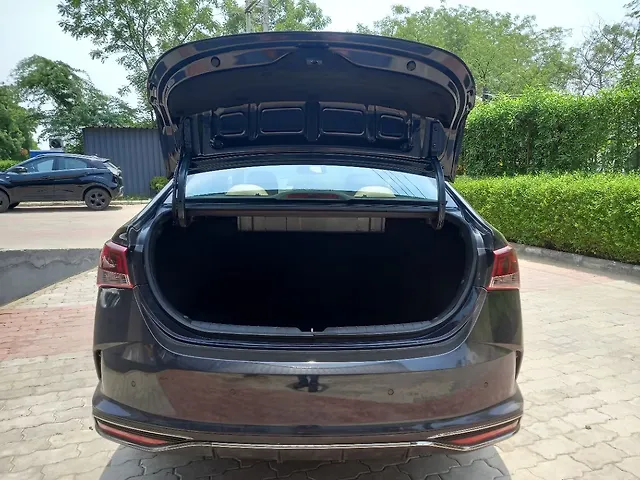 Used Hyundai Verna [2020-2023] SX 1.5 VTVT IVT in Ahmedabad