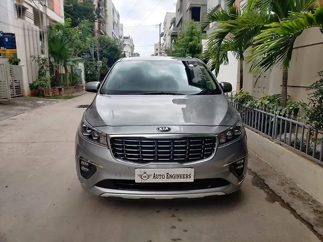 Used 2021 Kia Carnival in Hyderabad