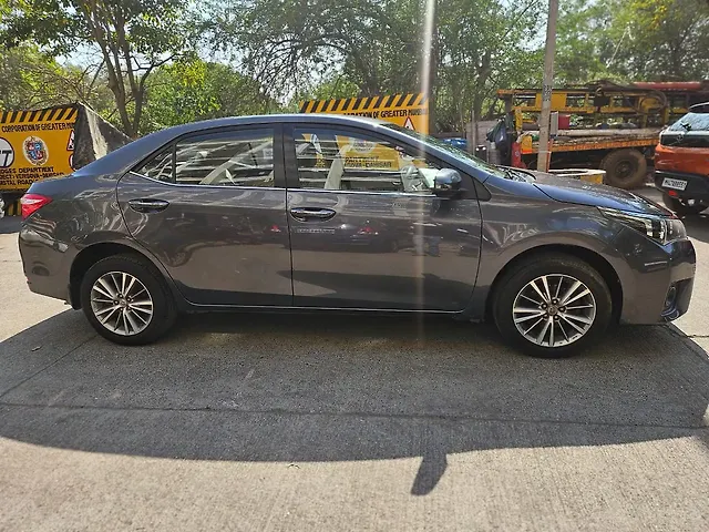 Used Toyota Corolla Altis [2014-2017] VL AT Petrol in Mumbai