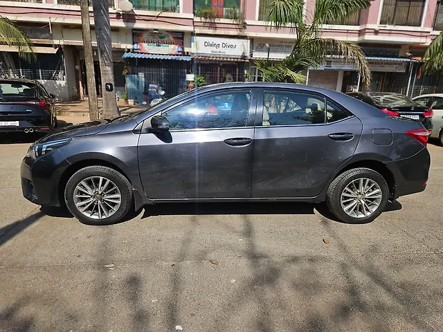 Used Toyota Corolla Altis [2014-2017] VL AT Petrol in Mumbai