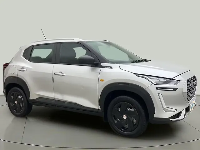 Used 2022 Nissan Magnite in Hyderabad
