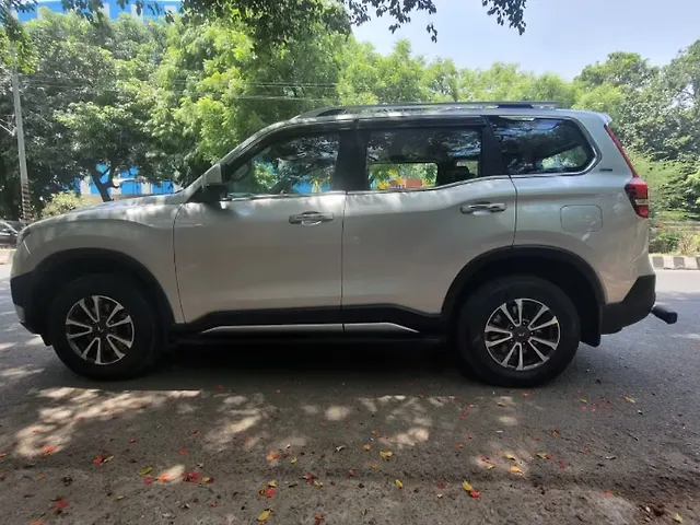 Used Mahindra Scorpio N Z8 Diesel MT 2WD 7 STR [2024-2025] in Lucknow
