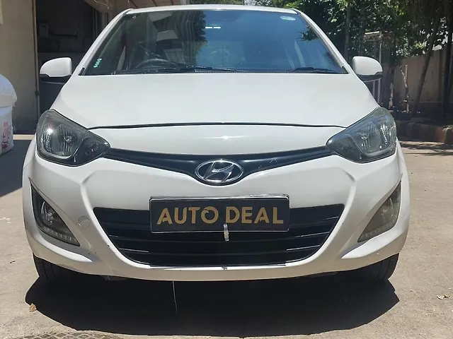 Used 2013 Hyundai i20 in Mumbai