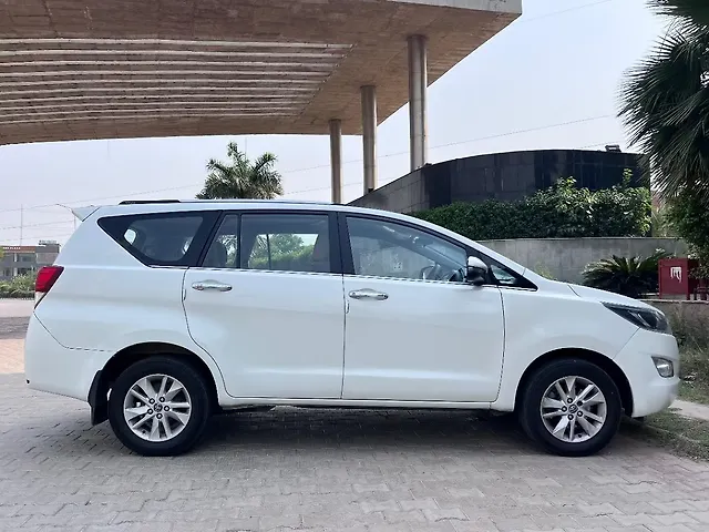 Used Toyota Innova Crysta [2016-2020] 2.4 V Diesel in Mohali