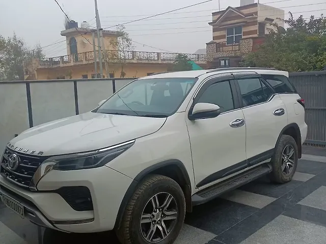 Used Toyota Fortuner 4X2 MT 2.8 Diesel in Chandigarh