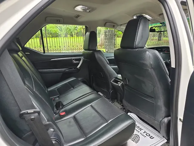 Used Toyota Fortuner 4X2 AT 2.8 Diesel in Mumbai