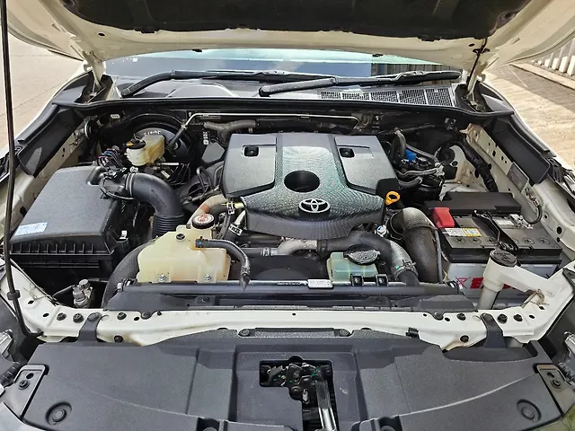 Used Toyota Fortuner 4X2 AT 2.8 Diesel in Mumbai