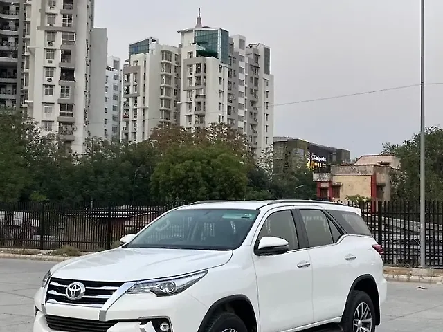 Used Toyota Fortuner [2016-2021] 2.8 4x4 MT [2016-2020] in Lucknow