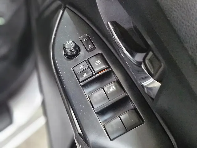 Used Toyota Innova Crysta [2020-2023] GX 2.4 AT 7 STR in Delhi