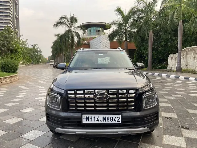 Used 2021 Hyundai Venue in Thane
