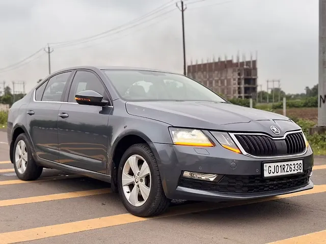 Used Skoda Octavia [2013-2015] Style TDI AT in Surat