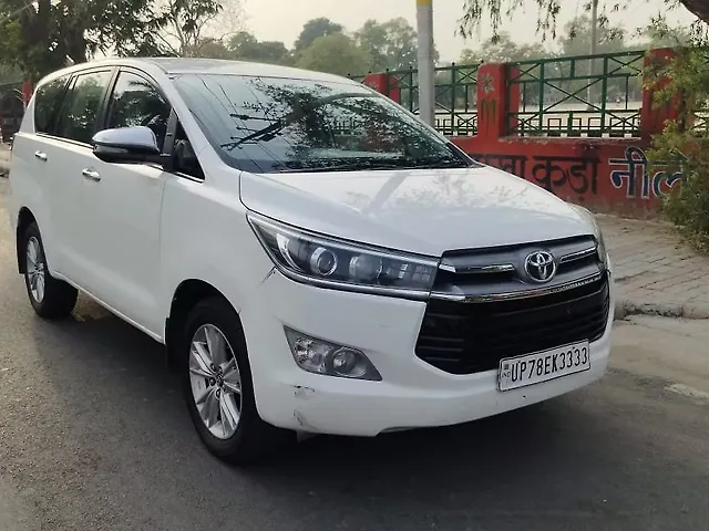 Used 2016 Toyota Innova Crysta in Kanpur