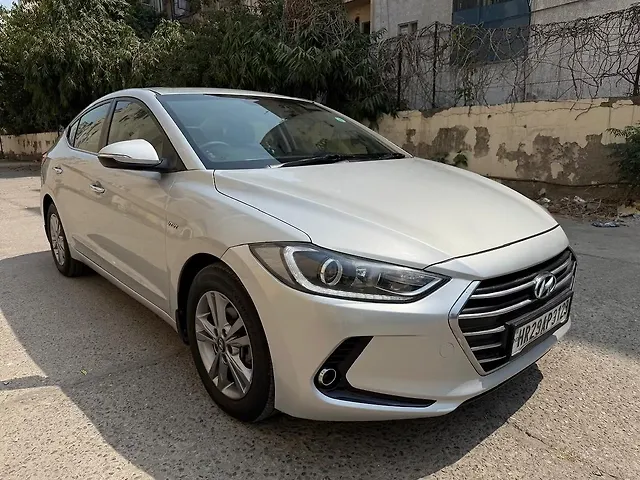 Used Hyundai Elantra SX (O) 2.0 AT in Delhi