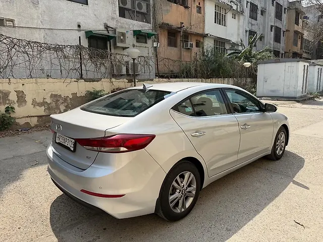 Used Hyundai Elantra SX (O) 2.0 AT in Delhi