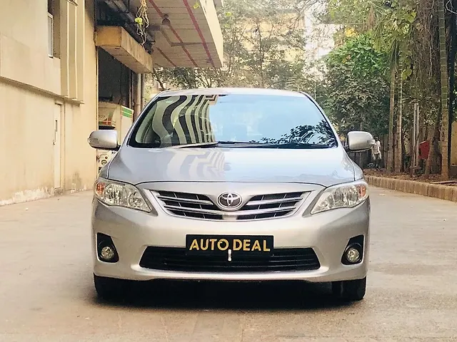 Used 2013 Toyota Corolla Altis in Mumbai