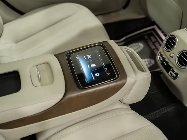 Used Mercedes-Benz E-Class [2017-2021] E 200 Exclusive [2019-2019] in Delhi